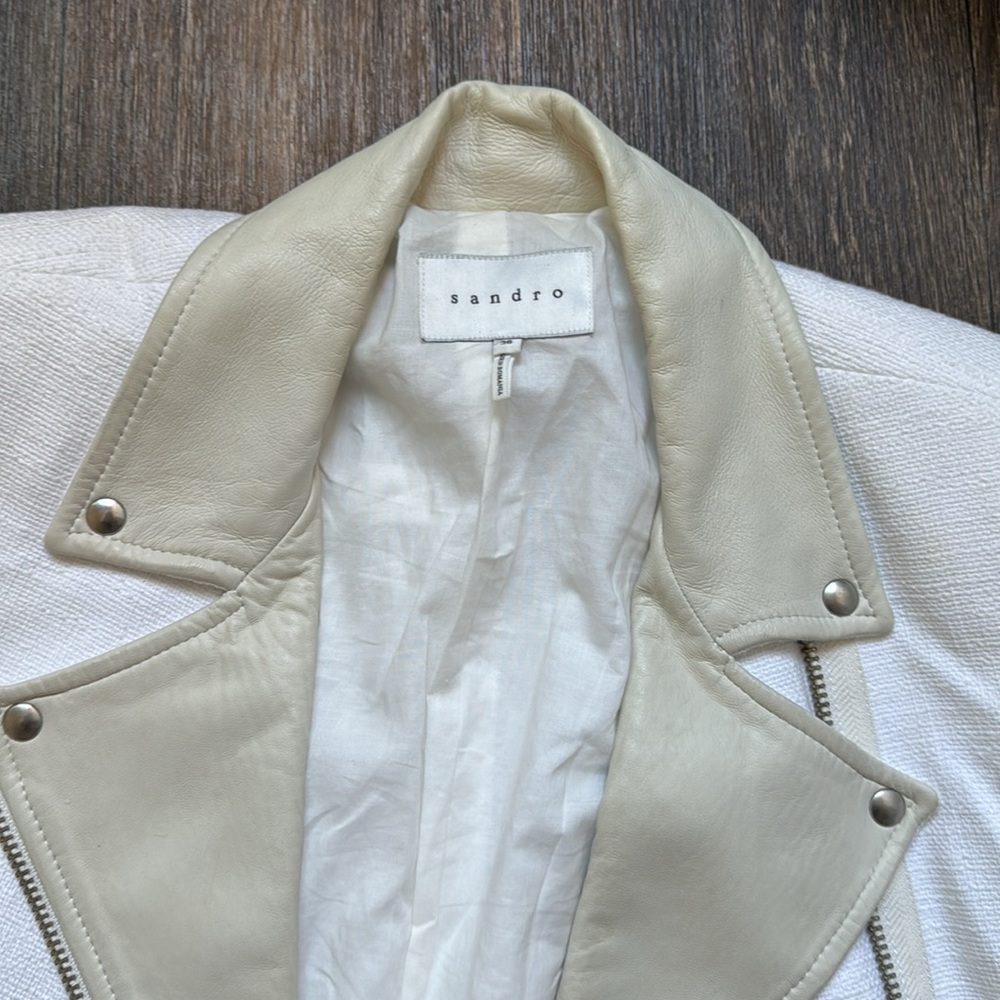Sandro Coat With Leather Detail - Picture 4 of 9